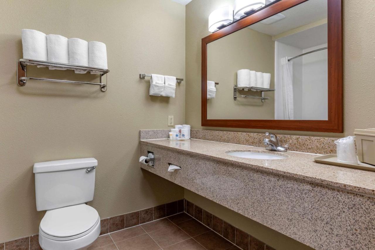Comfort Suites Waco Near University Area Экстерьер фото